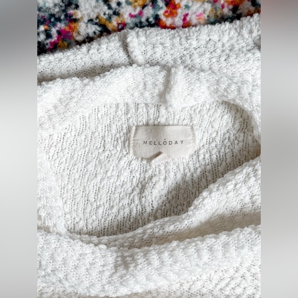 Melloday Cowl Neck Popcorn Cozy White Sweater - Picture 5 of 6